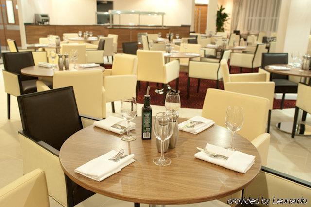 Holiday Inn Derby Riverlights By Ihg Restaurant photo