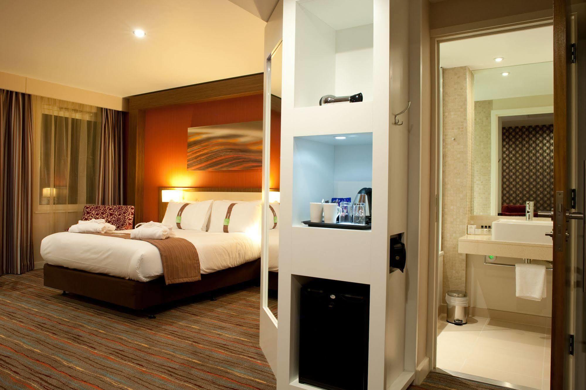 Holiday Inn Derby Riverlights By Ihg Exterior photo